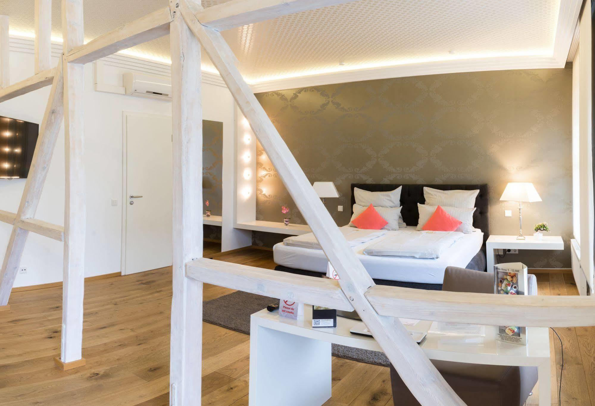 Helvetia Suites Düsseldorf Eksteriør bilde
